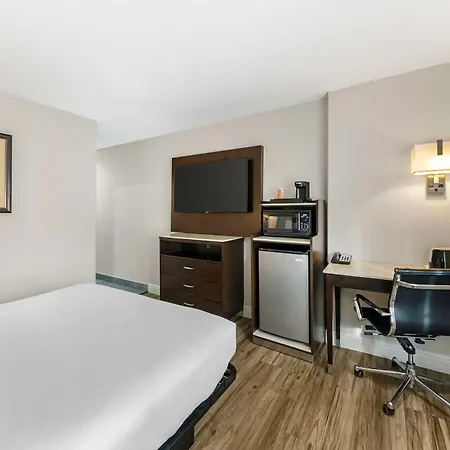 Quality Inn & Suites Sacramento Downtown Area-2