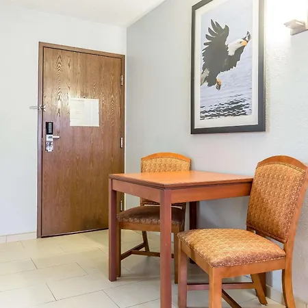 Comfort Inn Alton Near I-255-3