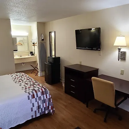 Red Roof Inn Tifton-3