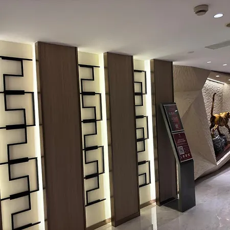 Baolong Hotel Shanghai-3