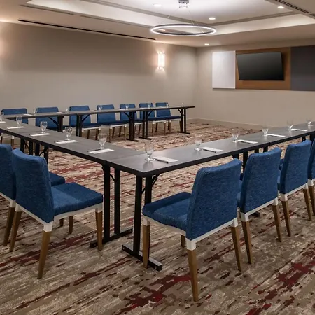 Hilton Garden Inn Fontana-2