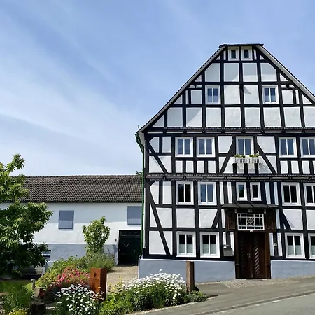 Hof Hallenberg-2