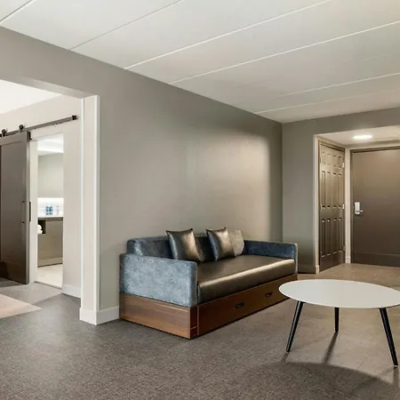 Four Points By Sheraton Columbus-Polaris-3
