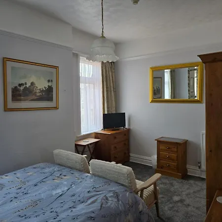 Shoreline Holiday Accommodation-3