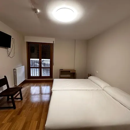 Hostal Rural 18 De Abril-2