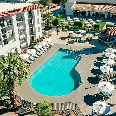 Embassy Suites By Hilton Scottsdale Resort-2