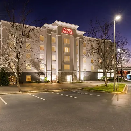 Hampton Inn & Suites Charlotte-Airport-3