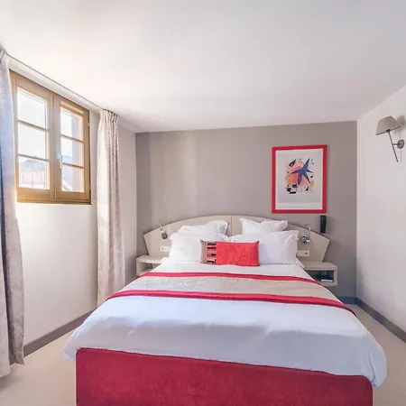 L'Hostellerie Du Chateau-2
