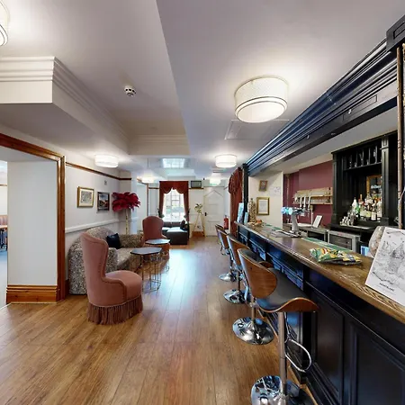 High Tor Hotel-2