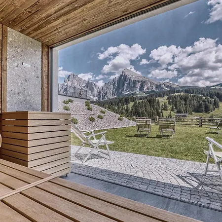 Brunelle Seiser Alm Lodge-2
