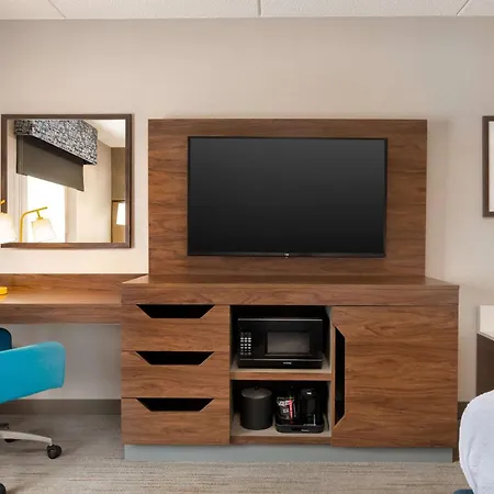 Hampton Inn Bloomsburg-2