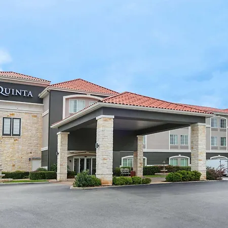 La Quinta By Wyndham Fredericksburg-3