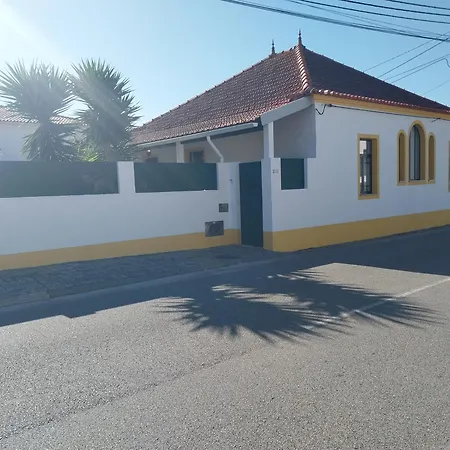 Casa Dos Pingos De Mel-3