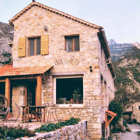 Chambres d'Hotes - Queen bed, Gorges du Verdon-3