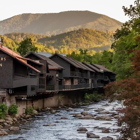 Historic Rocky Waters Inn, A Small Luxury Hotel-2