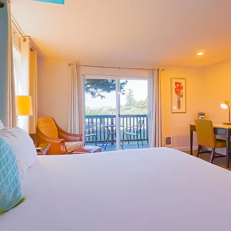 Coast River Inn By Oyo Seaside-3