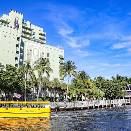 Riverside Hotel-3