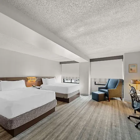 Hilton Garden Inn Plymouth-2