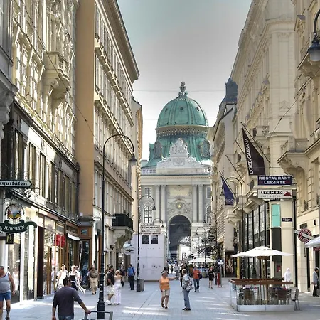 Living Hotel An Der Oper-3