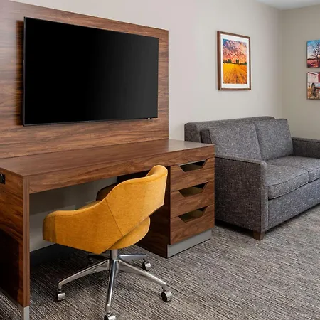 Hampton Inn Mitchell-2