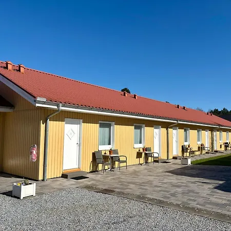 Ellen Hotel-2