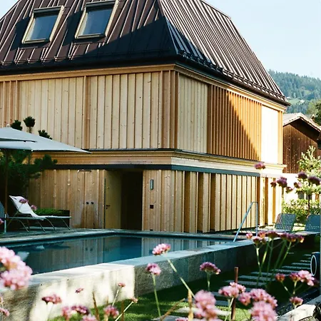 Hirschen - Fine Hotel, Restaurant&Spa-3