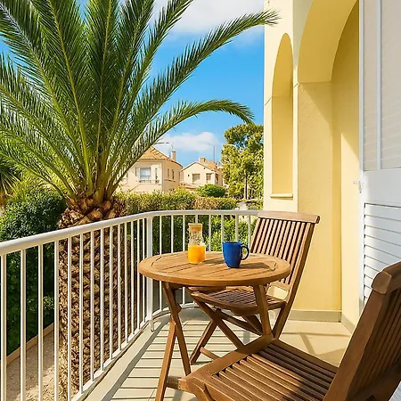 Le Grand Bleu - Gioia Apartments-3