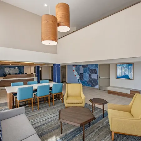 Holiday Inn Express San Diego South - National City By Ihg-3