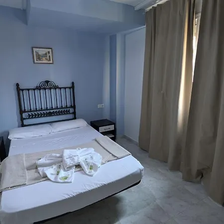 Hostal Europa-3