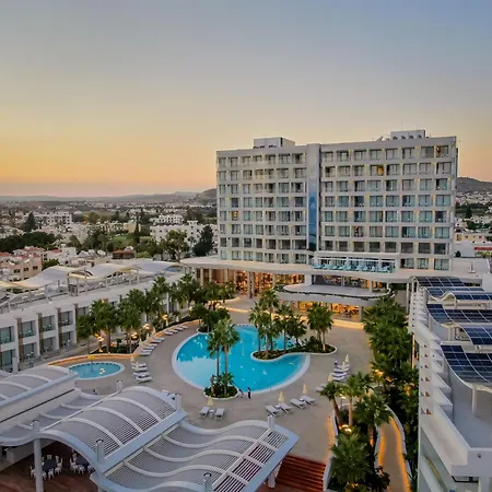 Radisson Beach Resort Larnaca-2