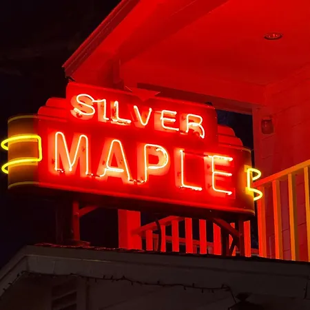 Silver Maple Inn-2