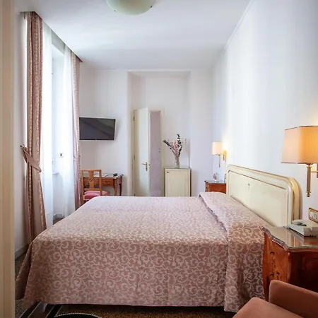 Hotel Villa Elena-2