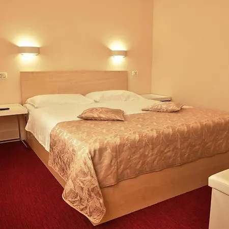 Hello Hotels Bucuresti Gara de Nord-2