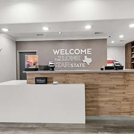Hampton Inn Seguin-2