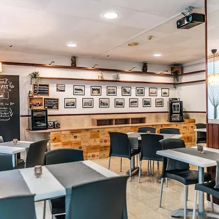 Hostal Regina-3
