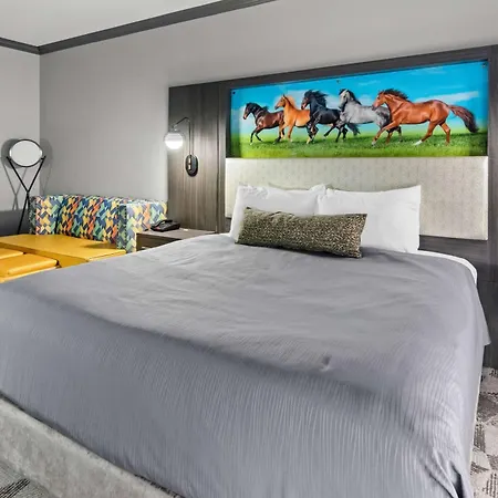 Big Country Hotel & Suites, Surestay Collection By BW-3