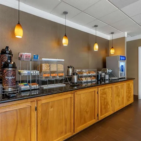 Comfort Suites Visalia - Convention Center-2