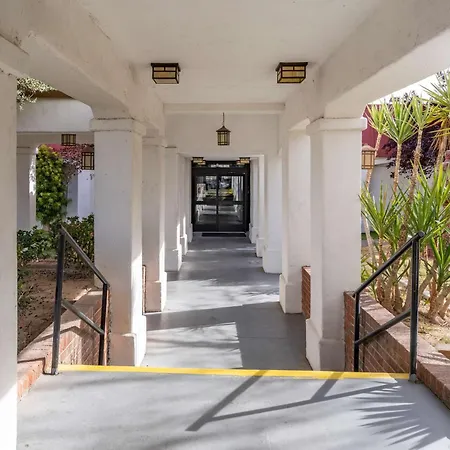Quality Inn Barstow Route 66-3