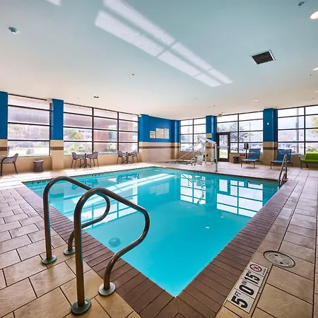 Hampton Inn & Suites Salinas-2