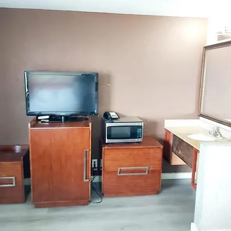 Travel Inn By Oyo Omaha-3