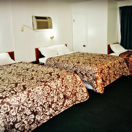 Town House Motel-2