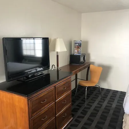 Motel 6 Missoula, Mt - Wye - Travel Plaza-2