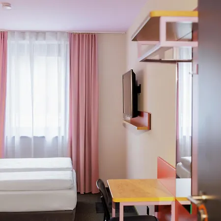 McDreams Hotel Wuppertal City-3