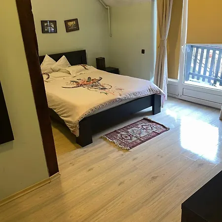 Rami House Central Double Rooms-3