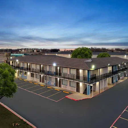 Days Inn By Wyndham Wichita Falls-3