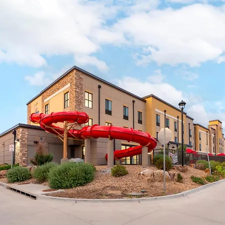 Comfort Suites Loveland-3