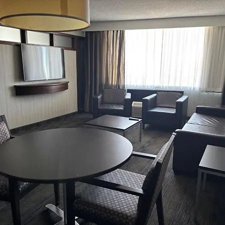 Radisson Hotel Winnipeg Downtown-3