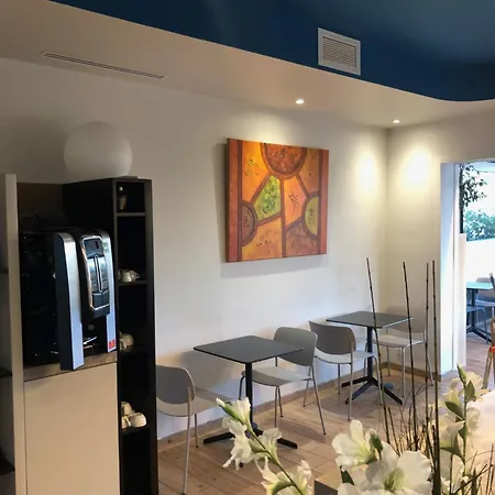 Hotel Cantosorgue-2