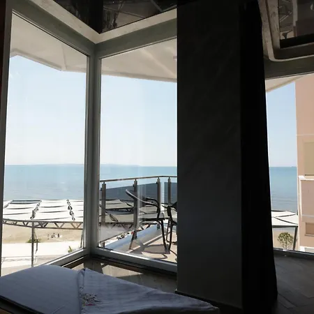 Vila One Beach Hotel-2