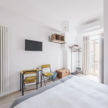 Central Savona B&B-2